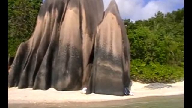Seychelles. Anse Source d'Argent (Сурс Д' Aржан) смотреть онлайн