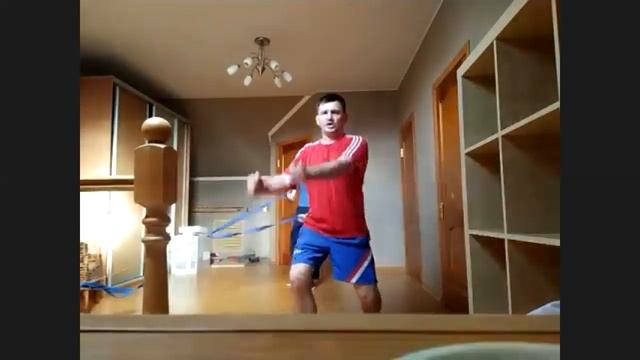 Тренировка в домашних условиях с тренером по самбо Годовниковым А.В. 13.05.2020 г. смотреть онлайн