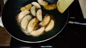 Яблочные дольки в карамели | Caramel apple