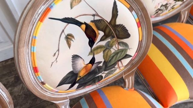 Стулья «Птицы солнца»