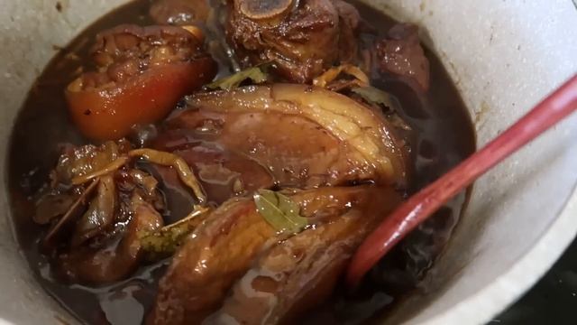 MALA FIESTA ANG KAINAN SA BAHAY | MAY UUWI AT MAY BAGONG BISITANG DUMATING | SARAP NA SARAP SA ULAM смотреть онлайн