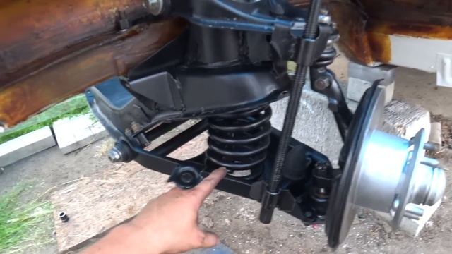 Москвич. Сборка передней подвески. смотреть онлайн