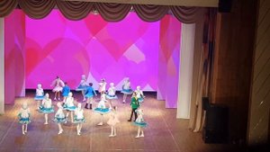 Финал отцетного концерта ансамбля танца АЛИСА 2021 ГОД,город Биробиджан