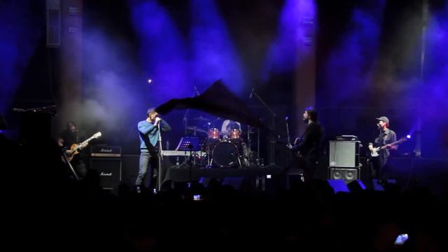 В.Бутусов feat. Калинов мост - Назад в подвалы (2011.11.24) смотреть онлайн