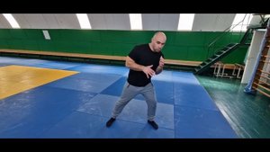 Упражнение маятник, для развития координации