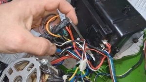 Аккумуляторная  пила Procraft PKA40Li не включается - попытка ремонта.