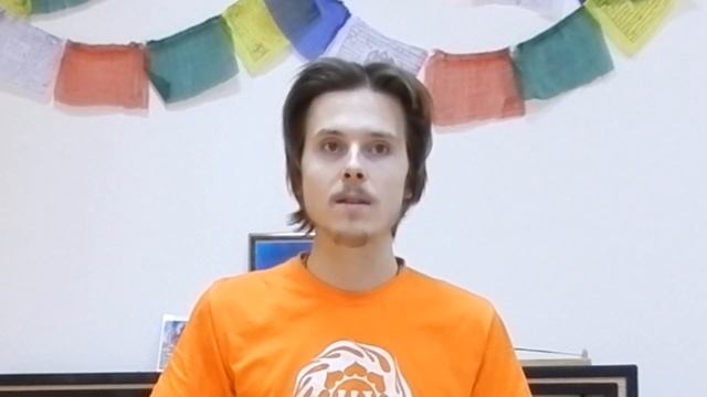Брахмачарье Воздержание, контроль над удовольствиями.