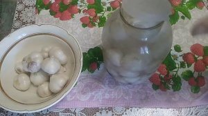 Чеснок мочёный и маринованный. Два способа приготовления чеснока.