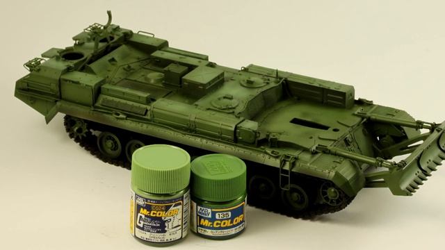 BUILD PAINT  WEATHER - 135 TRUMPETER 2S7m PION SPG
