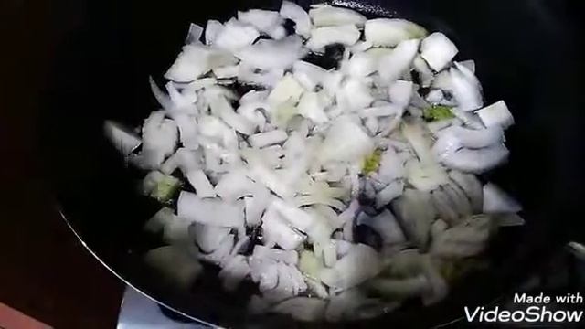 Киш с курицей и грибами смотреть онлайн