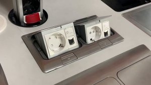 ВЫДВИЖНЫЕ РОЗЕТКИ, УНИВЕРСАЛЬНЫЙ ЛЮЧОК ПОД РОЗЕТКУ НА 6 МОДУЛЕЙ