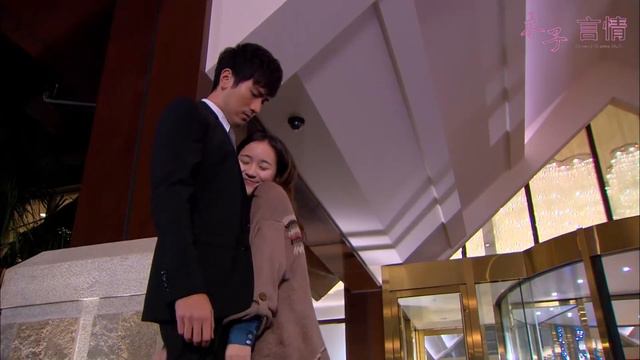 霸道總裁4個小時聯繫不到灰姑娘，急得直接報警，拄着拐杖瘋找到半夜2點！ смотреть онлайн