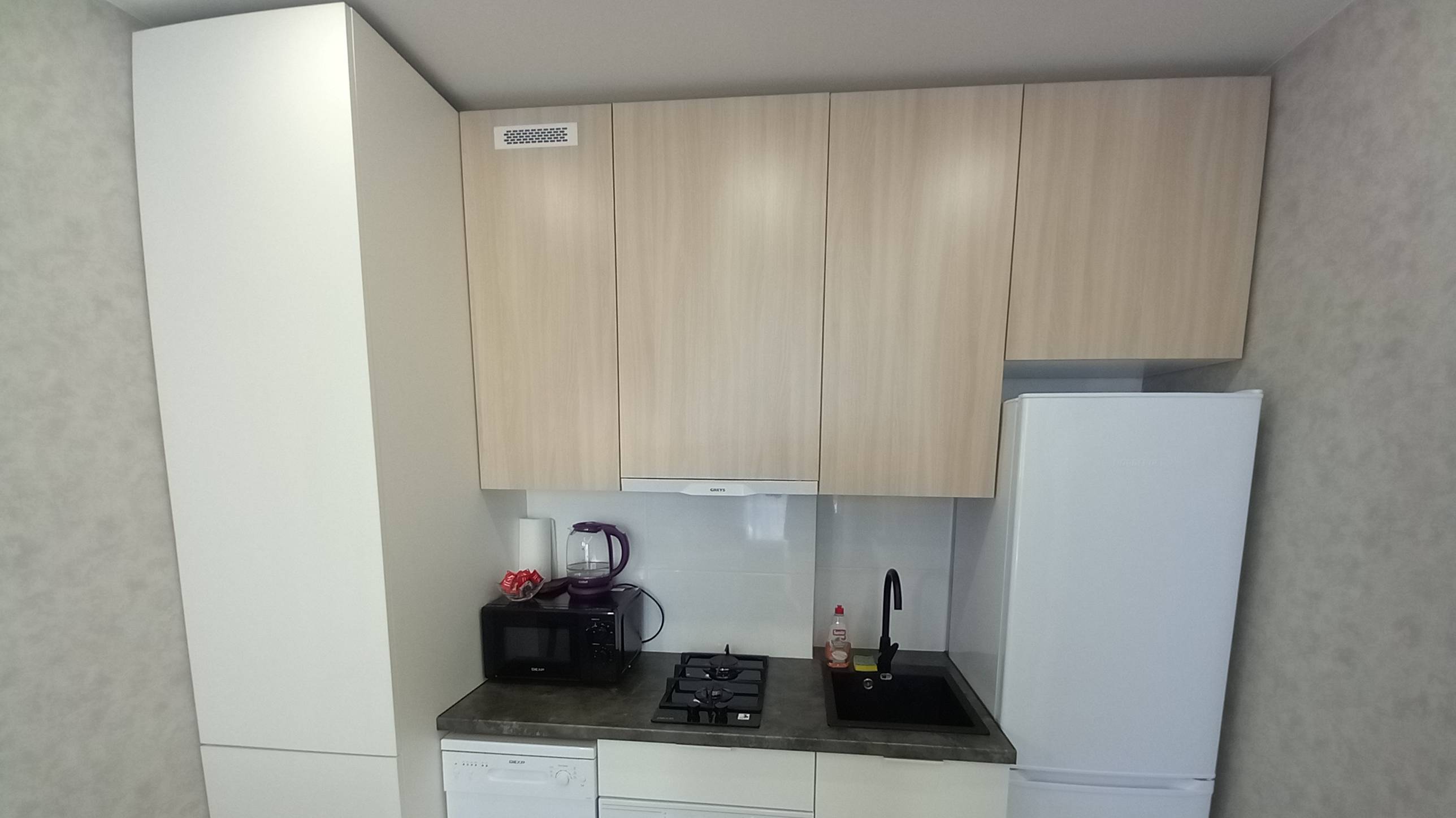 КАК СОЗДАТЬ ФУНКЦИОНАЛЬНУЮ МИКРОКУХНЮ: ВСЁ В ОДНОМ МЕСТЕ