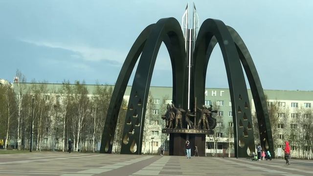 #ПЛОЩАДЬ НЕФТЯНИКОВ! ВЕСНА В СУРГУТЕ 15 МАЯ 2021 Сургутнефтегаз не оздоравливает своих работников!