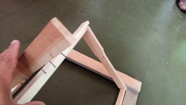 Простые приспособления - очень нужны на пасеке. Пчеловодство смотреть онлайн