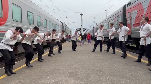Омский хор акция «Добро-поезд»