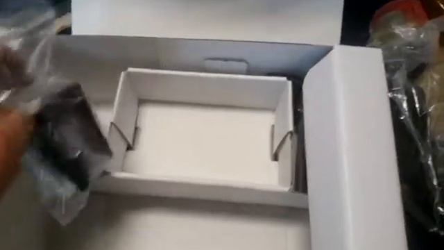 Unboxing Olympus TG Tracker Green смотреть онлайн