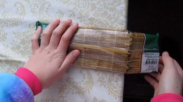 Лайфхак. Совет как быстро поломать спагетти. смотреть онлайн