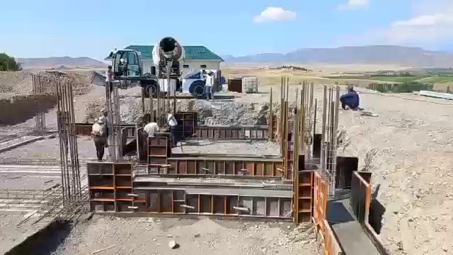 Ала-Бука Чаткал Ынтымак коому.Медресенин курулуш иштери эн жакшы дээнгелде журуп жатат смотреть онлайн