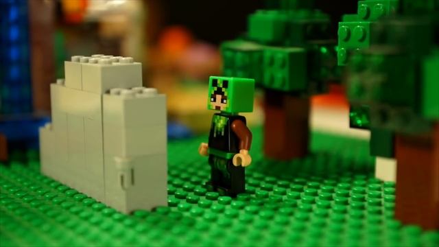 НУБик и LEGO Minecraft DUNGEONS - Битва за Красную Пыль смотреть онлайн