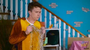 УНИКАЛЬНЫЕ ИЗДЕЛИЯ ИЗ КАРТОНА | Самодельный автомат для конфет! Хитрости утилизации от 123GO! SCHOO