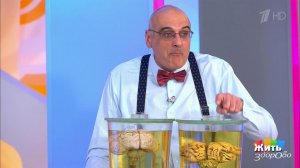 Проблемы со зрением. Отслоение стекловидного тела. Жить здорово! Фрагмент выпуска от 02.08.2018