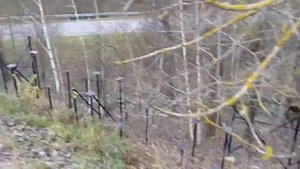 Подпорная бетонная стена высотой 1,5 м со снятой опалубкой