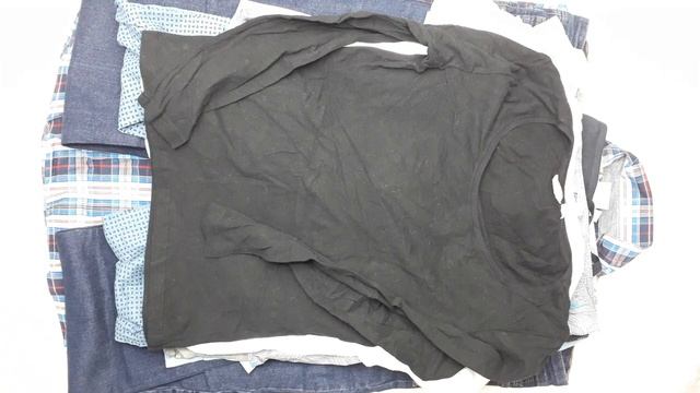 15857 CRANE микс весна-лето сток (очищен от бирок) 8 пак 43.4кг. по 11.95€/кг. 232шт. смотреть онлайн