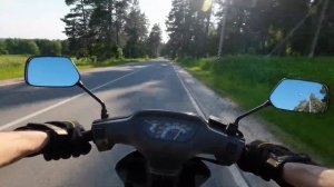 Погружение в реальность. Красивая летняя поездка на скутере. Мини дальняк на мопеде.