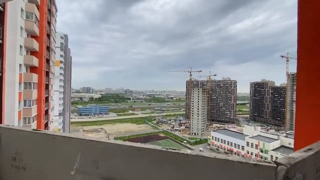 Огромная пятикомнатная квартира в Шушарах