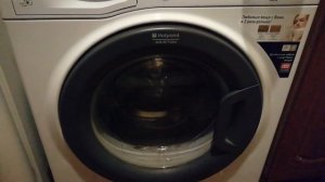 Стиральная машина Hotpoint-Ariston WMSD 600 B почему не хочет крутить двигатель во время стирки?