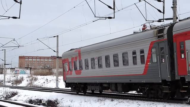 Россошь электровоз ЭП1М-525 / Rossosh EP1M смотреть онлайн