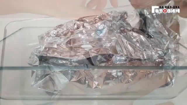 За 5 минут: идеально и для бутербродов, и для салата: сочная куриная грудка, запеченная в духовке