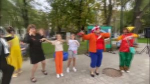Народный танцевальный флешмоб «От «калинки» до «лезгинки»