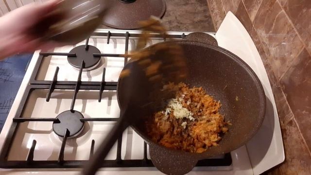 Тушёное мясо с фасолью. смотреть онлайн