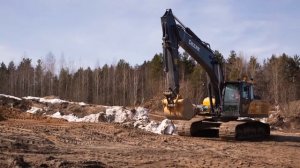 Отзыв об экскаваторе John Deere