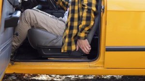 Москвич 2140 SL - Новая кожа на старые кости? Обзор от Москвич Шоу