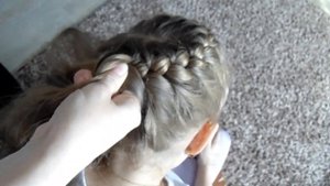 Прическа для девочки "корзинка"