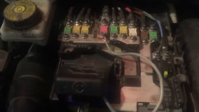 Ситроен c4 неисправность АКБ, неисправность заряда батареи, Ситроен 2012 год смотреть онлайн