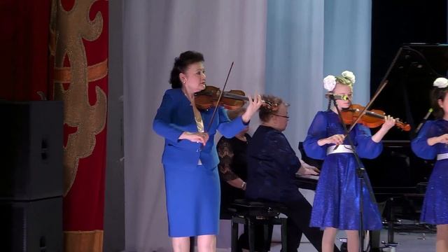 Экскурсия по Детской школе искусств ДШИ №3 смотреть онлайн