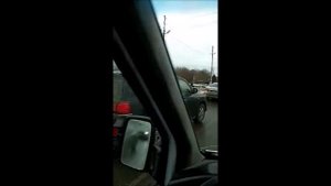 Кортеж брянского губернатора Богомаза по-барски и плюя на ПДД проехал ж/д переезд в Новозыбкове