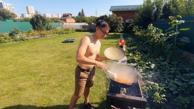 Плов в компании друзей как всегда вдвойне вкусней! смотреть онлайн