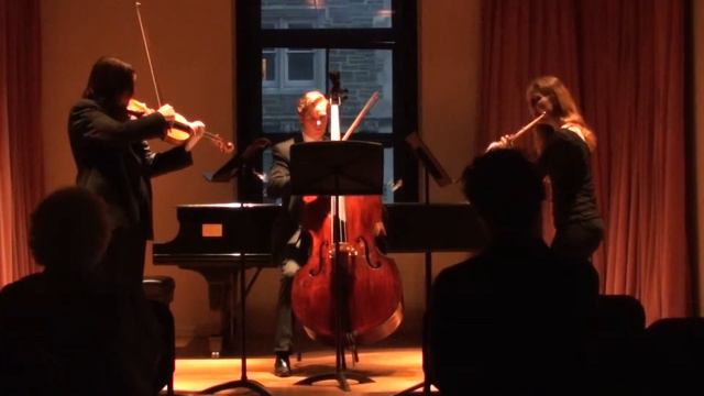 Erwin Schulhoff - Concertino: IV. Rondino: Allegro gaio смотреть онлайн