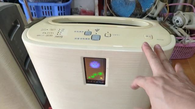 Sharp KC C150 và KC C100 смотреть онлайн