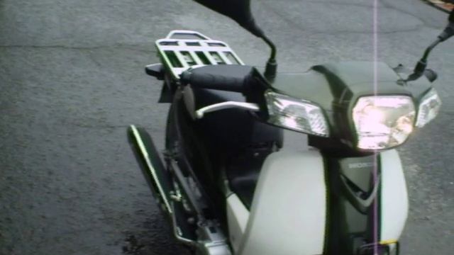 Мотоцикл дорожный Honda Super Cub рама AA04 скутерета багажники г 2013 пробег 15 т.км зеленый Япония