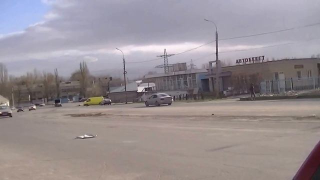 Тараз (Джамбул) Видео-панорама у Ворот Историко-культурного центра "Древний Тараз" на ул Ташкентска