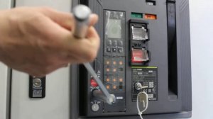 Автоматический выключатель Hyundai крупно