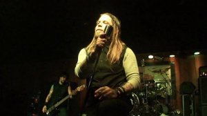 Drowning Pool - Tear Away (Live) 2011