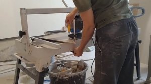 Душевой поддон из плитки, без бортика.