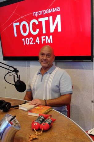 Radio METRO_102.4 [LIVE]-22.08.04-_#ГОСТИ1024FM — Андрей Логинов
